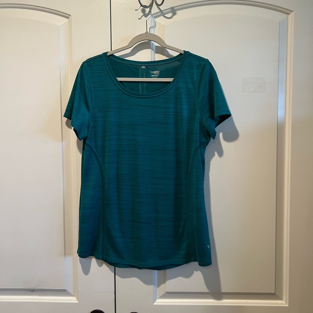 Danskin Workout Top - Large
